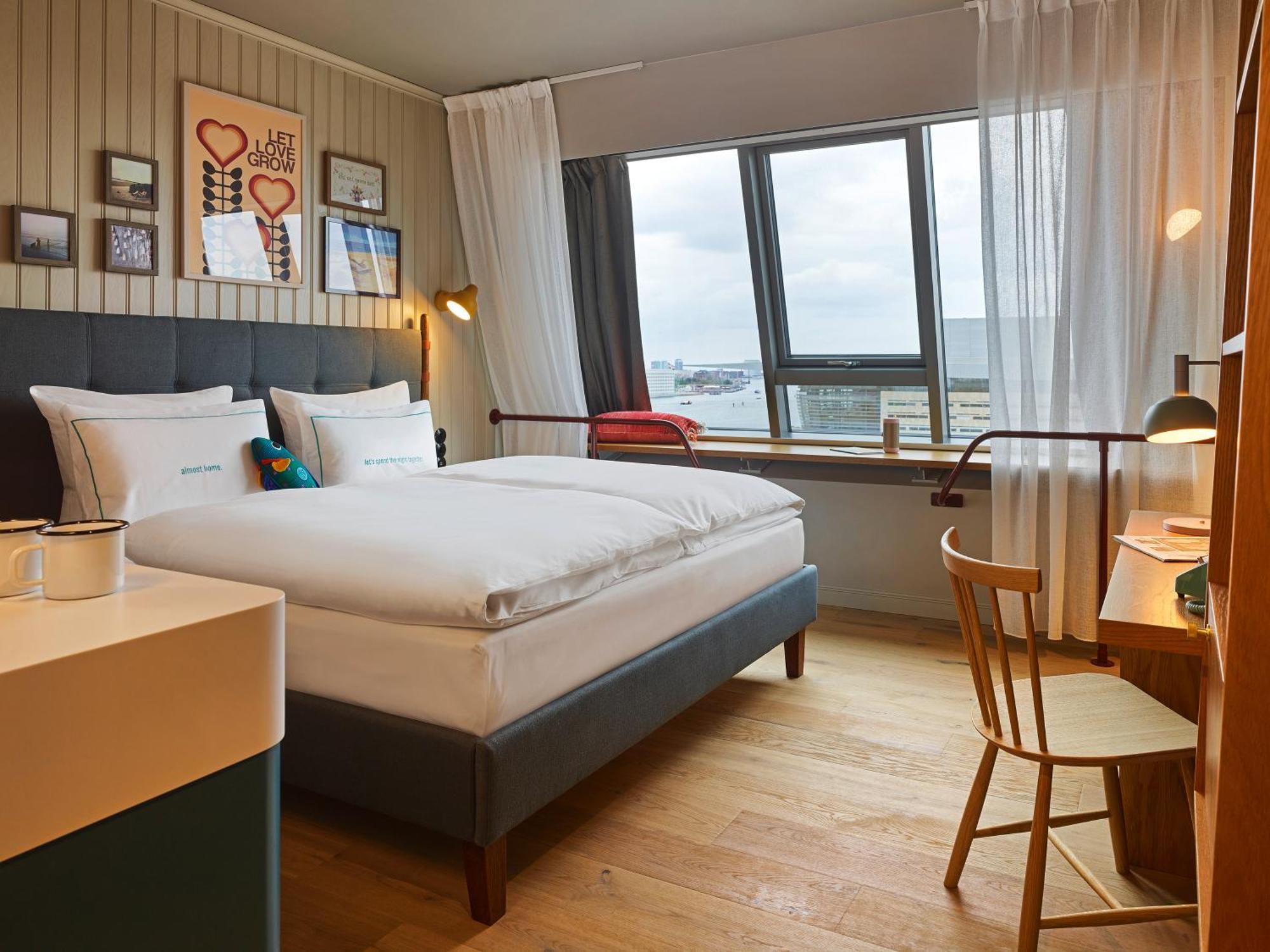 25hours Paper Island Hotell
